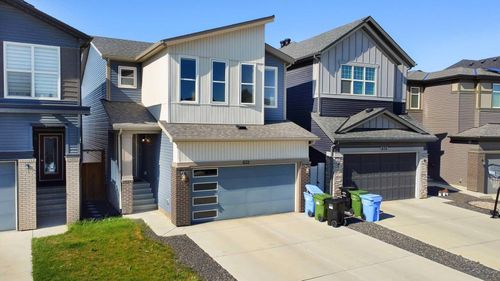 672 Walgrove Boulevard Se, Calgary, AB, T2X4T1 | Card Image