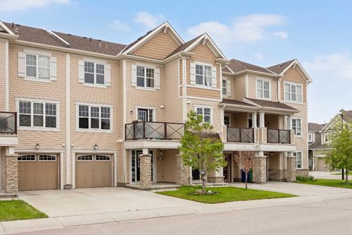 11 Windford Cres Sw, Airdrie, AB, T4B4A4 | Card Image