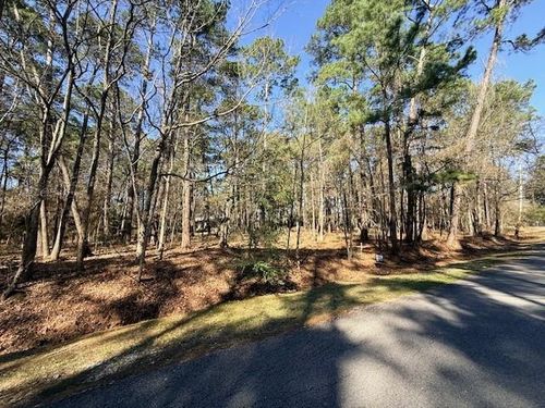 2 Helena Ct, Coldspring, TX, 77331-3265 | Card Image