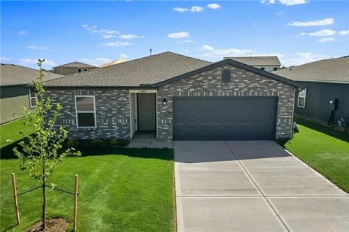37770 W 207th Ter, Edgerton, KS, 66021-6507 | Card Image