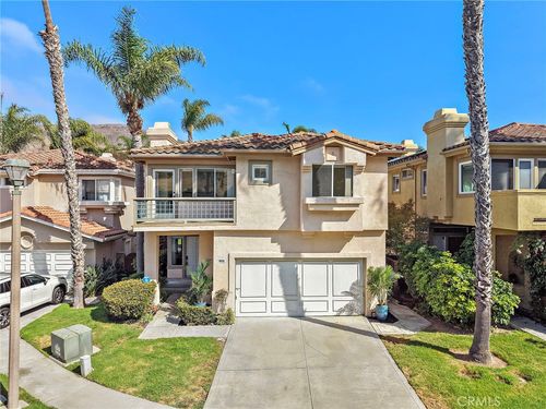 1012 Las Posas, San Clemente, CA, 92673-4004 | Card Image