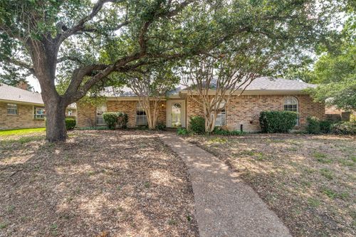 2404 Glen Forest Ln, Plano, TX, 75023-7810 | Card Image