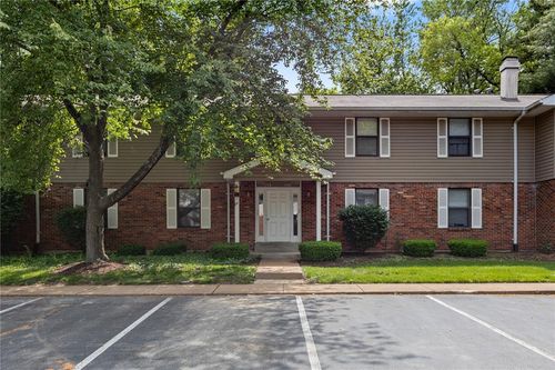 1914 High Sun Dr, Florissant, MO, 63031-2760 | Card Image