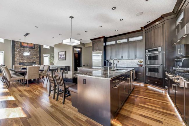 2216 8 Street Ne, Home with 4 bedrooms, 4 bathrooms and 4 parking in Calgary AB | Image 13
