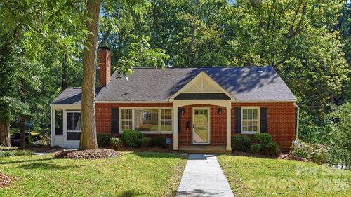 1004 S South St, Gastonia, NC, 28052-7534 | Card Image