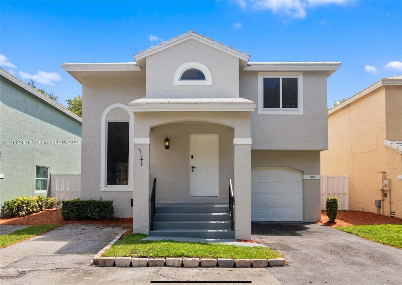 2nd Ct, Plantation, FL 33324