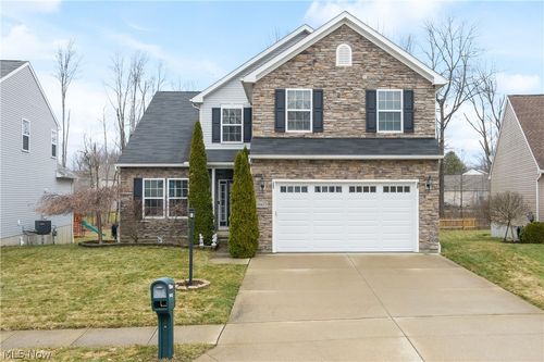10453 Dogwood Dr, Aurora, OH, 44202-6919 | Card Image