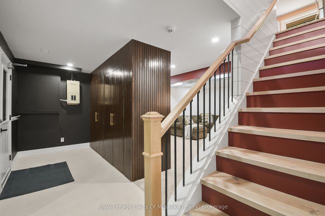 30 Todholm Dr, House other with 4 bedrooms, 3 bathrooms and 10 parking in Port Carling ON | Image 18