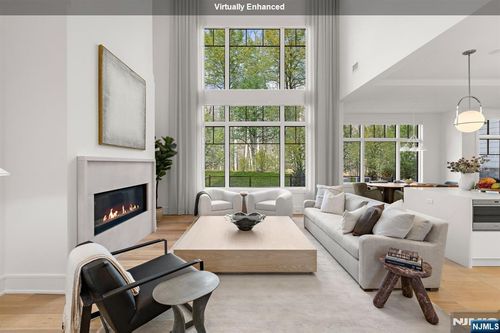 1 Stone Bridge Ct, Demarest, NJ, 07627-1733 | Card Image