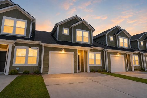 428-8032 Forest Edge Dr, Myrtle Beach, SC, 29579-7477 | Card Image