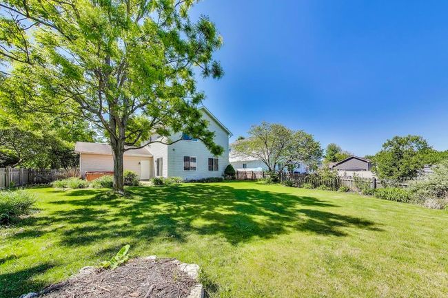 2512 Fox Meadow Dr, House other with 3 bedrooms, 2 bathrooms and 2 parking in Crest Hill IL | Image 17