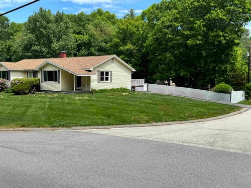 b-28 Burns Hill Rd, Hudson, NH, 03051-4463 | Card Image