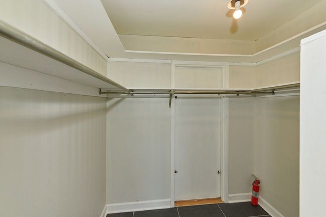 APT-1704 - 7033 N Kedzie Ave, Condo with 2 bedrooms, 2 bathrooms and 2 parking in Chicago IL | Image 19