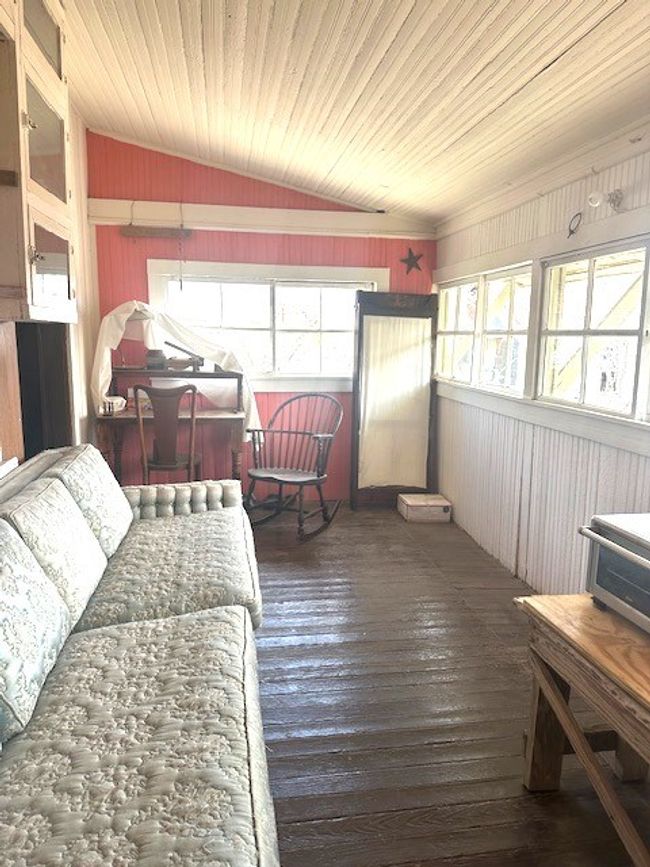 404 E Hackberry St, House other with 2 bedrooms, 1 bathrooms and null parking in Sanderson TX | Image 10