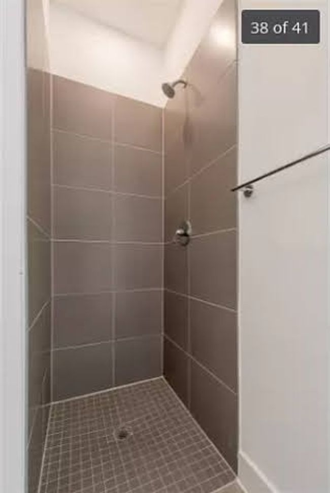 UNIT-8 - 1801 E 2 Nd St, Condo with 3 bedrooms, 4 bathrooms and 2 parking in Austin TX | Image 23