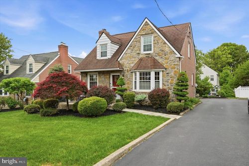 2408 Olcott Ave, ARDMORE, PA, 19003-2612 | Card Image