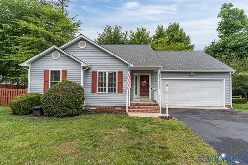 7916 Featherchase Ter, Chesterfield, VA, 23832-2546 | Card Image