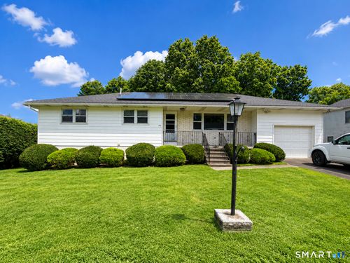 488 Chestnut Hill Avenue, Waterbury, CT, 06704 | Card Image