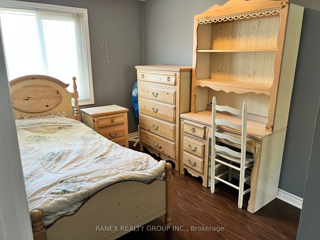 13 Grasspoint Sq, House other with 3 bedrooms, 2 bathrooms and 3 parking in Brampton ON | Image 23