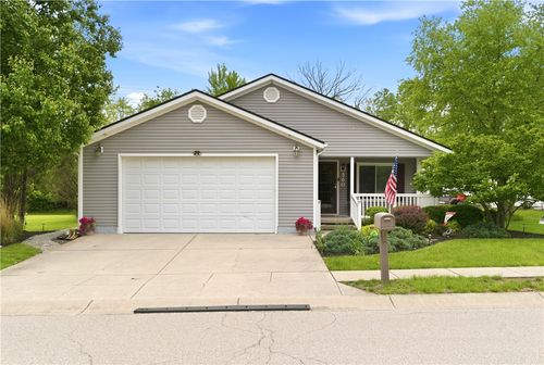 40-560 Park Hills Xing, Fairborn, OH, 45324-7571 | Card Image