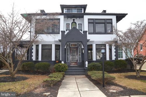 20 Broad St, EPHRATA, PA, 17522-2065 | Card Image