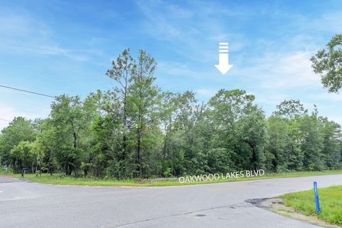 Lot 8 Oakwood Lakes Boulevard, Defuniak Springs, FL, 32433 | Card Image