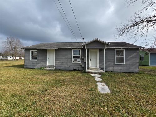 801 Collins St, Dayton, TX, 77535-2139 | Card Image
