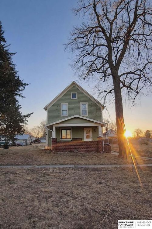 312 N Cedar St, Dodge, NE, 68633-3003 | Card Image