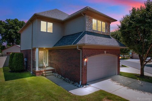 29709 Francesca Ln, Chesterfield, MI, 48047-3491 | Card Image
