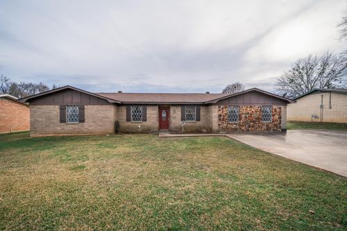 816 Blueridge Pkwy, Longview, TX, 75605 | Card Image