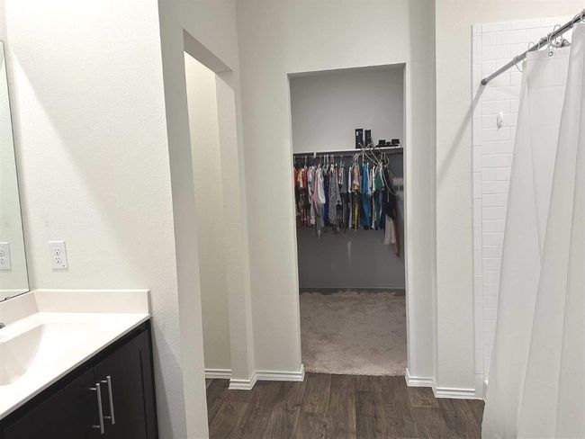 404 Andover Ln, House other with 4 bedrooms, 3 bathrooms and 2 parking in Uhland TX | Image 11