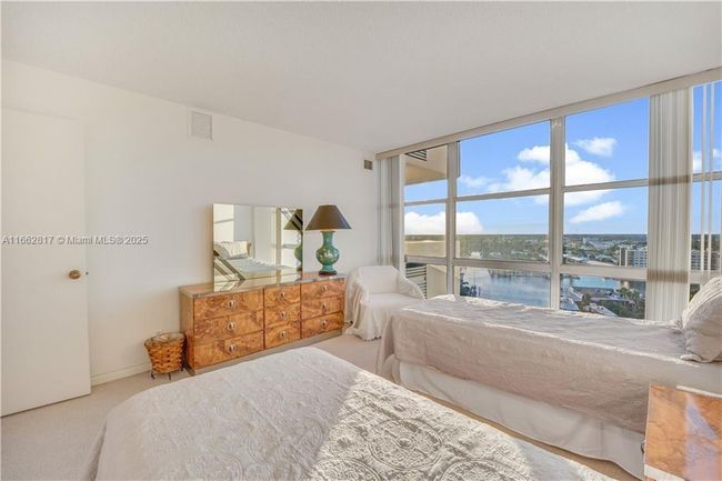 APT-1807 - 2841 N Ocean Blvd, Condo with 2 bedrooms, 2 bathrooms and null parking in Fort Lauderdale FL | Image 20