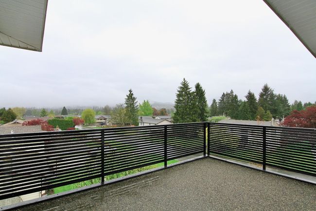 22829 122 Avenue, House other with 5 bedrooms, 5 bathrooms and 4 parking in Maple Ridge BC | Image 29