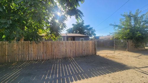 a-2395 E Springville Ave, Porterville, CA, 93257-5741 | Card Image