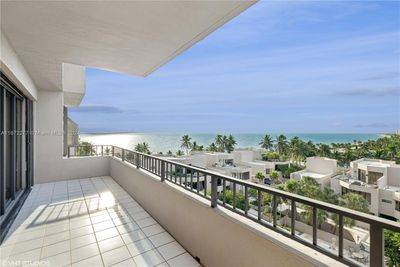 641 - 201 Crandon Blvd, Condo with 2 bedrooms, 2 bathrooms and null parking in Key Biscayne FL | Image 1