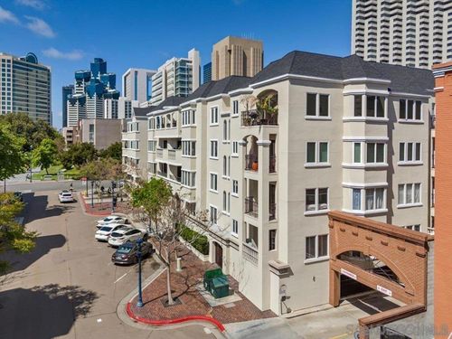 110-655 Columbia St, San Diego, CA, 92101 | Card Image