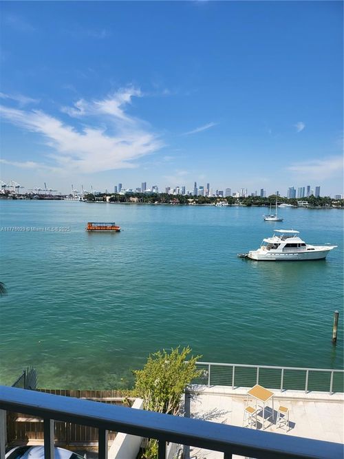 412-800 West, Miami Beach, FL, 33139 | Card Image