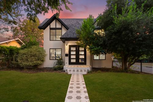 300 Queen Anne Ct, San Antonio, TX, 78209-6643 | Card Image