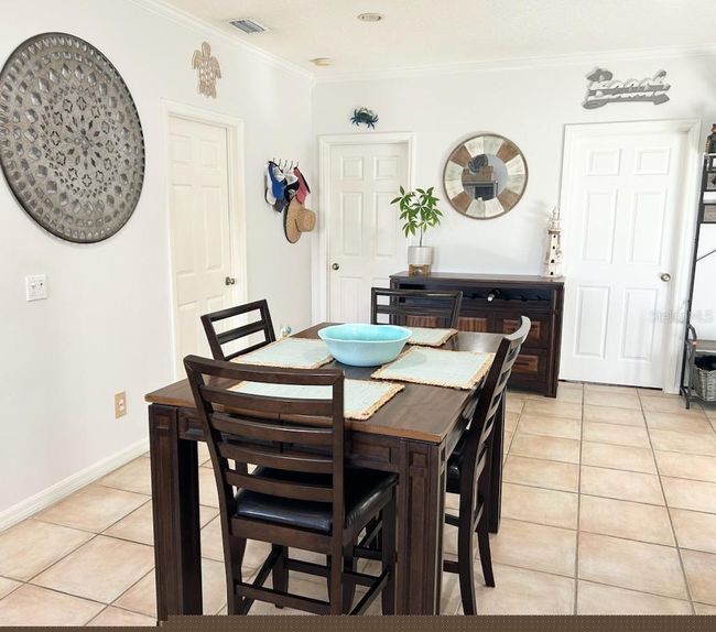 221 S Harbor Drive, Sold in Holmes Beach Zoocasa