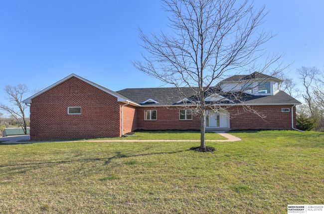 7881 Wisteria Way, House other with 5 bedrooms, 3 bathrooms and 3 parking in Fort Calhoun NE | Image 86