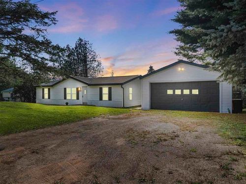 4735 Murray Ln, East Jordan, MI, 49727-8828 | Card Image