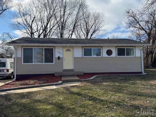 8408 Hill Ave, Saint Louis, MO, 63121-1026 | Card Image