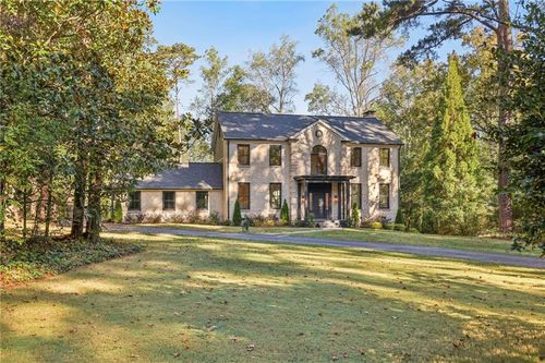 805 Wesley Oak Rd, Sandy Springs, GA, 30328-4739 | Card Image
