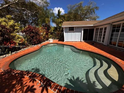15032 Sw 143rd Ave, Miami, FL, 33186-5618 | Card Image