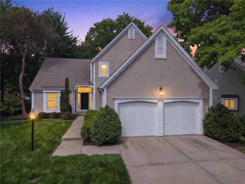 12116 Sagamore Rd, Leawood, KS, 66209-1247 | Card Image