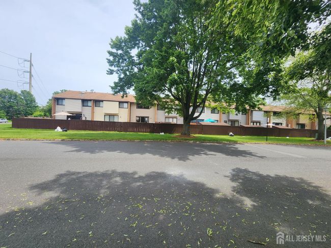 74 Probasco Rd, Townhouse with 3 bedrooms, 2 bathrooms and null parking in East Windsor NJ | Image 31