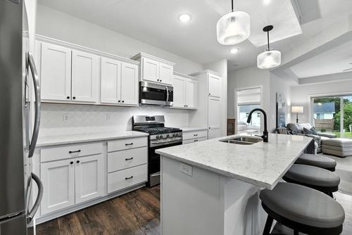 1559 76th St W, Inver Grove Heights, MN, 55077-3713 | Card Image