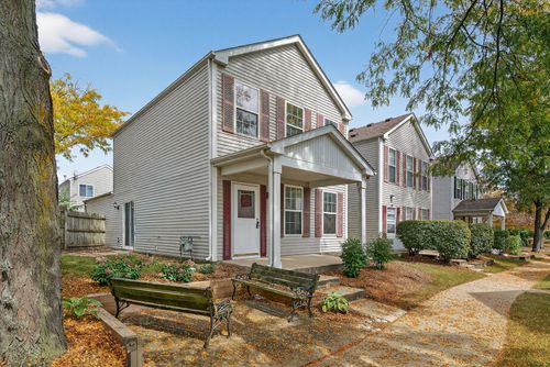 1053 Symphony Dr, Aurora, IL, 60504-5518 | Card Image