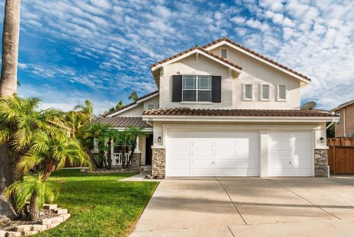 5010 Palmera Dr, Oceanside, CA, 92056-2106 | Card Image