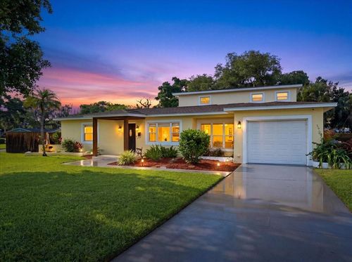 700 66th Ave S, SAINT PETERSBURG, FL, 33705-5936 | Card Image